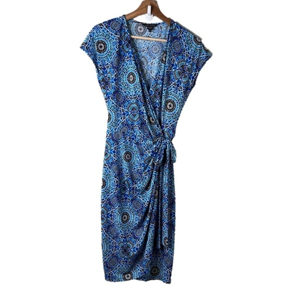 Maggy London Womens Size 8 Wrap Dress Blue Circle Print Shortsleeve Stretch - Picture 1 of 10